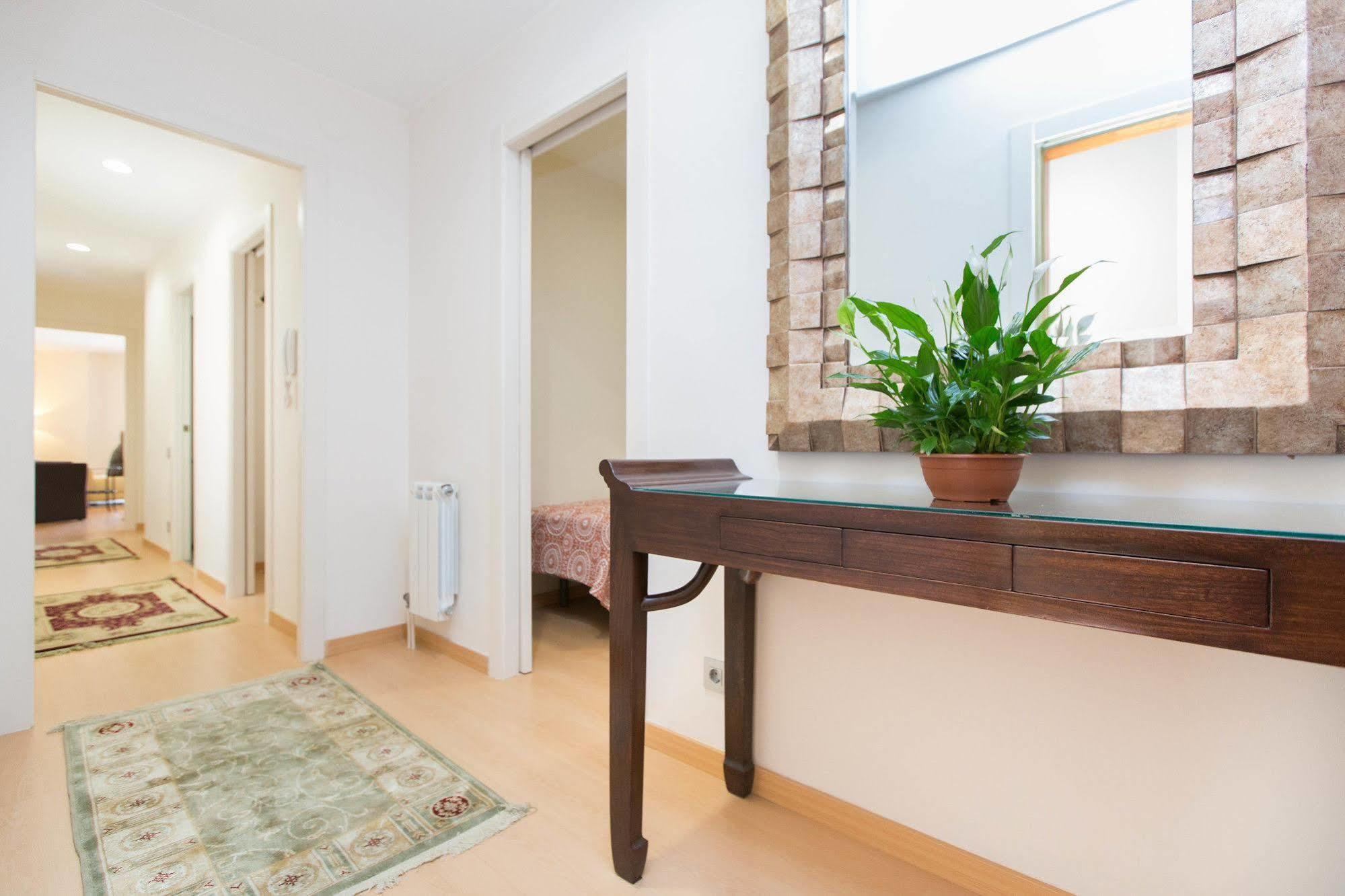 Stay Barcelona Apartments Central Εξωτερικό φωτογραφία