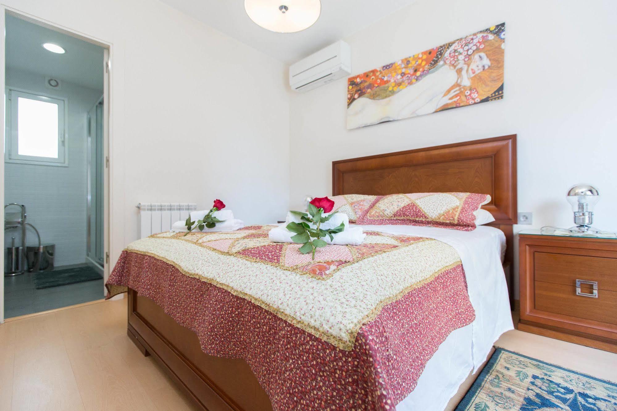 Stay Barcelona Apartments Central Εξωτερικό φωτογραφία